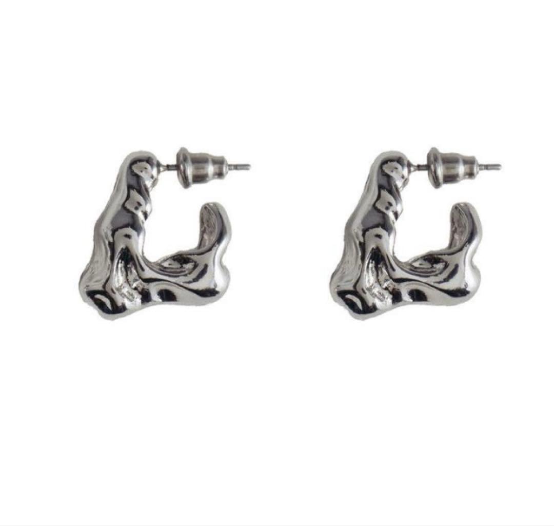 ジェントルイス　ピアス jent louis 美品】Jent Louis ジェントルイス ピアス 両耳 - メルカリ