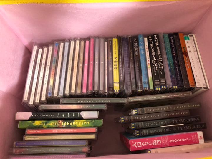 ももクロ　歴代CD 2000円以上から！ ももクロ、ベスト盤のジャケ写公開。歴代衣装をまとったメンバーが一堂