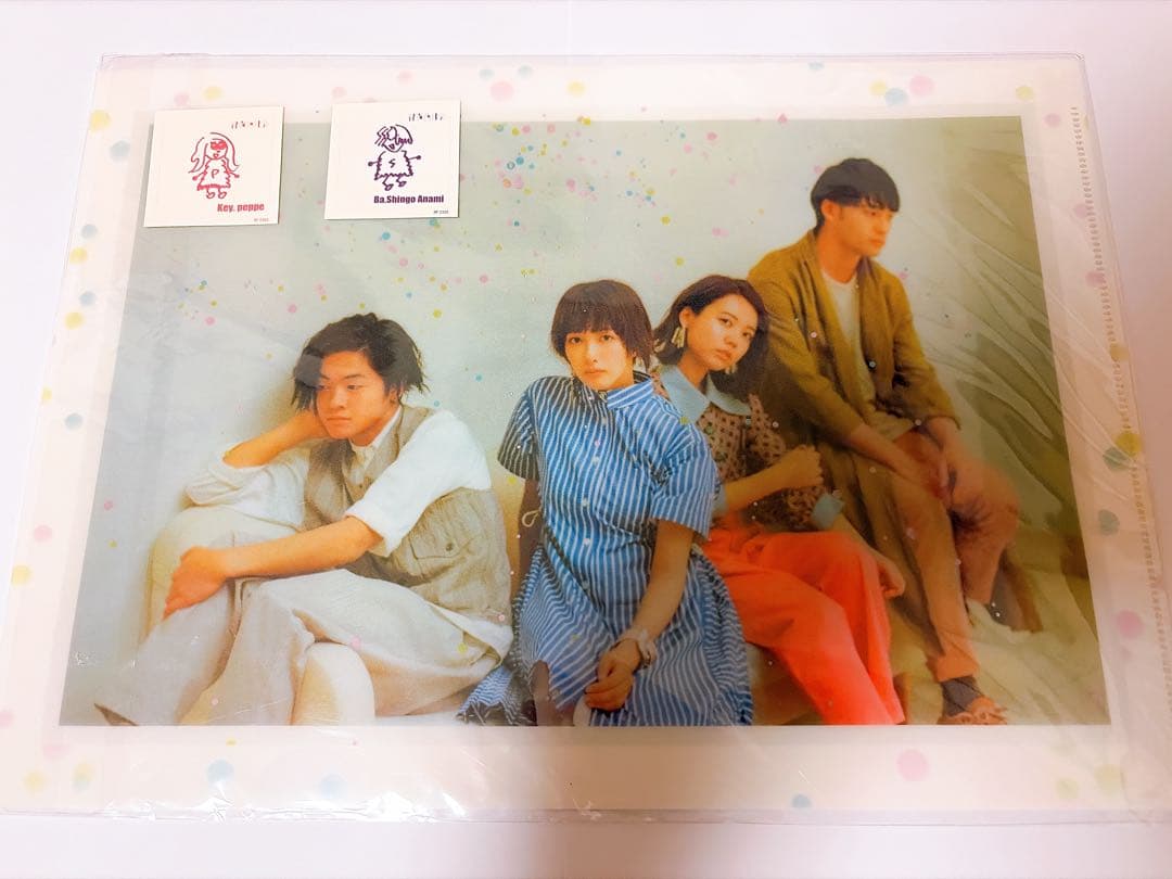 緑黄色社会 小林壱誓 サイン入り フォトボード ＋おまけ - メルカリ