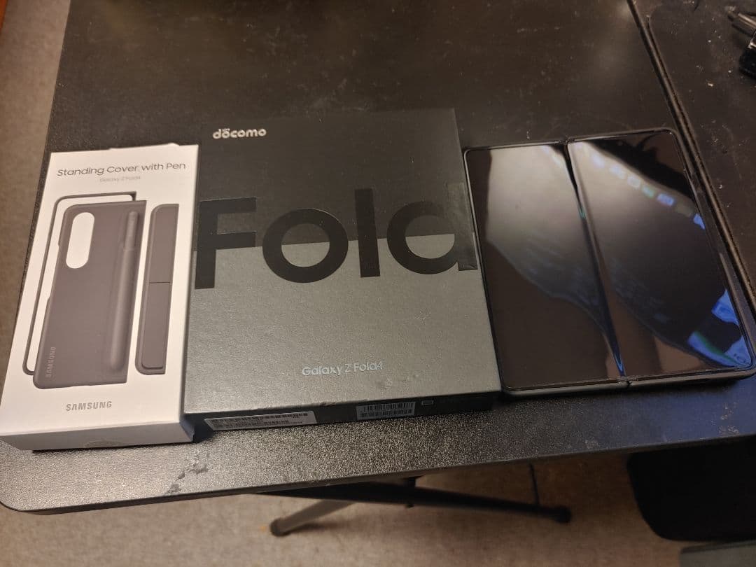 Galaxy Z Fold4 5G ファントムブラック 256GB + ケース Amazon.co.jp: Galaxy Z Fold4用 ケース 耐衝撃 薄型 カバー 軽量