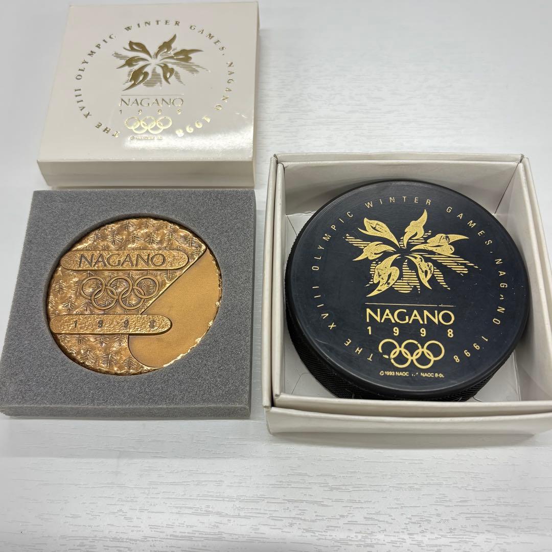 ◎長野オリンピック アイスホッケーパック/ メダル（非売品） ◎長野オリンピック アイスホッケーパック/ メダル（非売品） - メルカリ