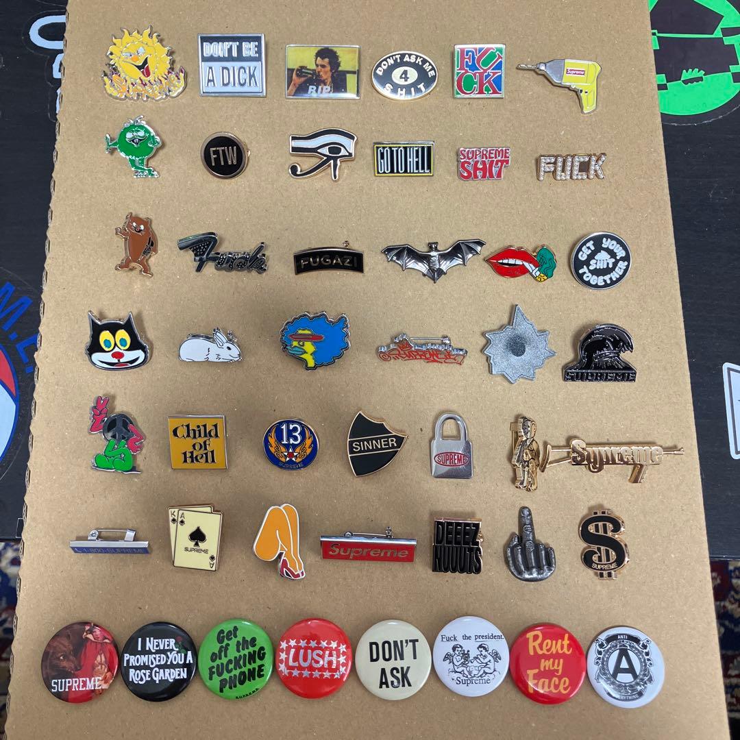 supreme ピンズセット - メルカリ