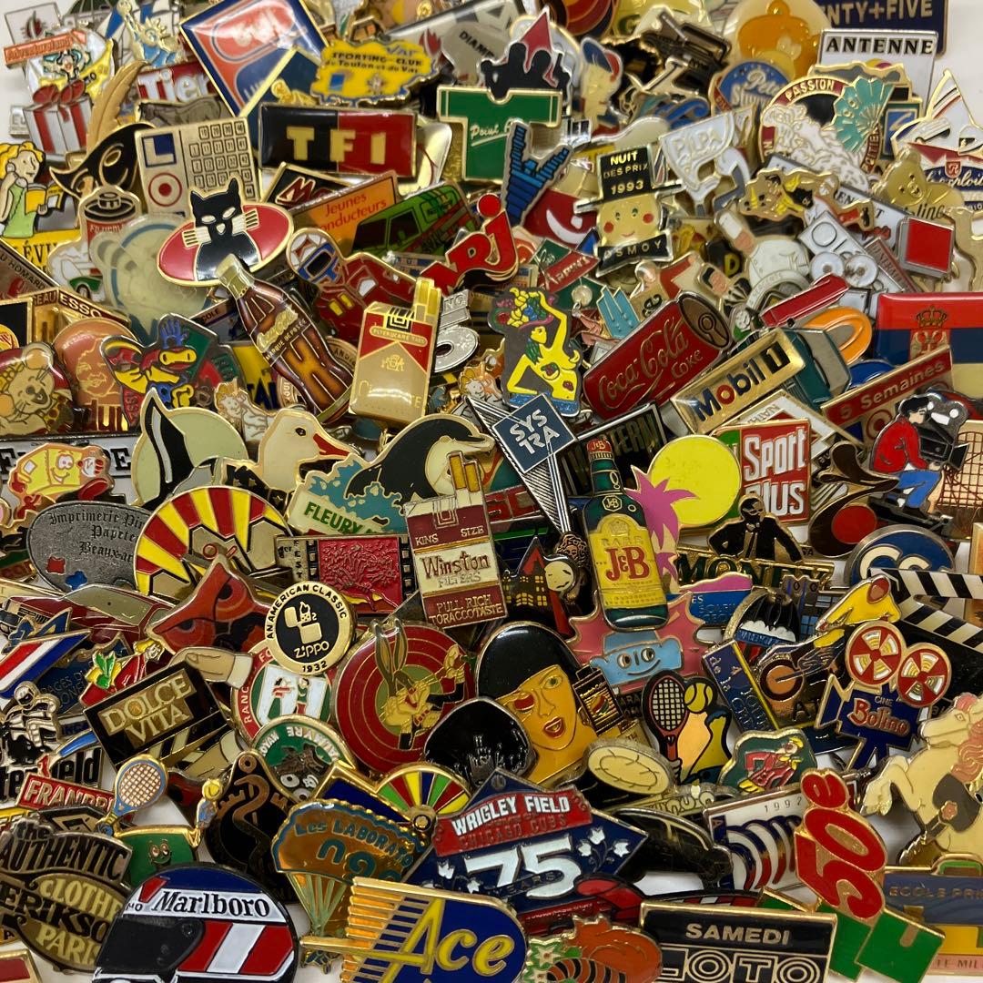 フランス雑貨★ピンバッジ大量200個セット★タバコ　コカコーラ　ジッポライター htz-metal-min.jpg
