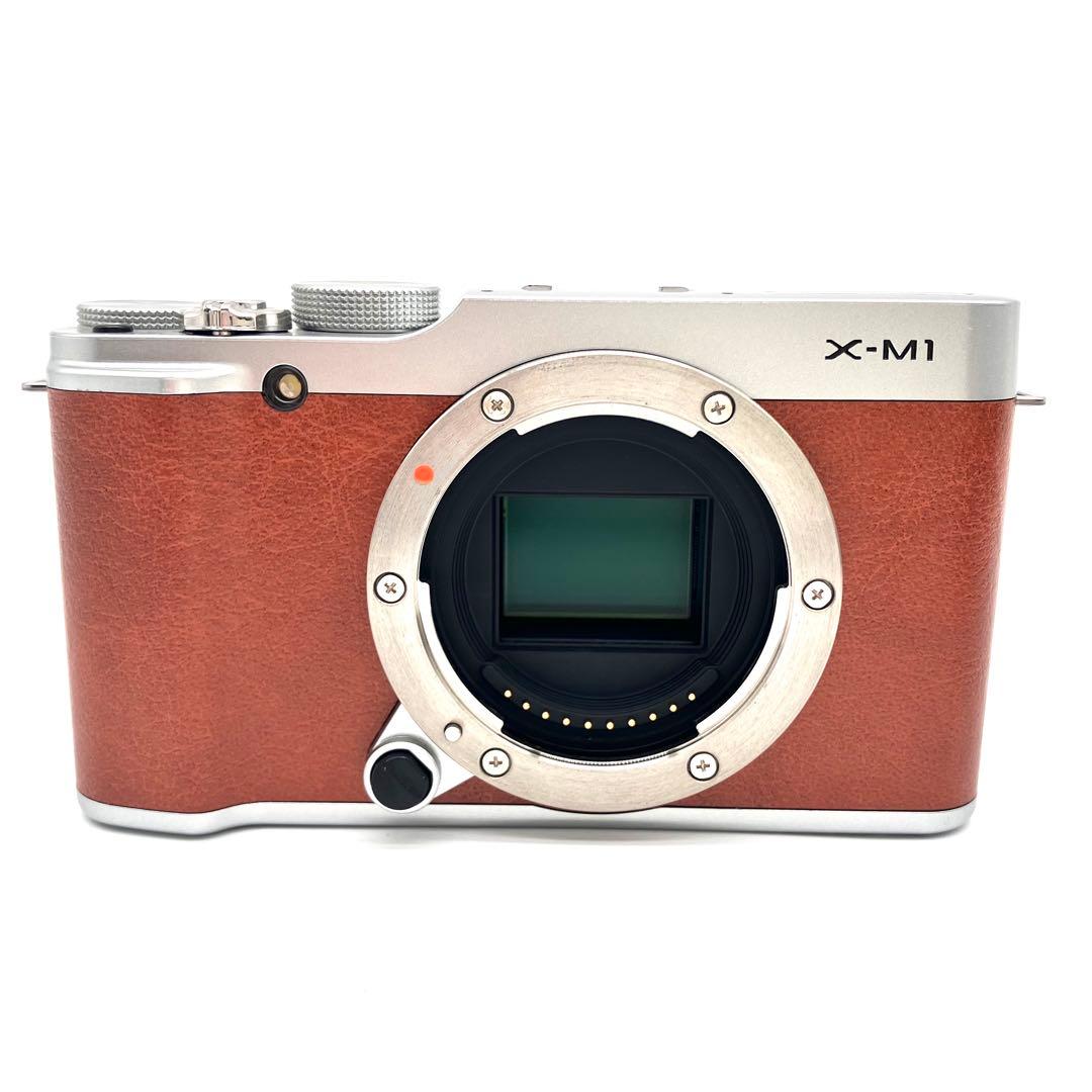 美品 Fujifilm X-M1 16-50mm F3.5-5.6 OIS