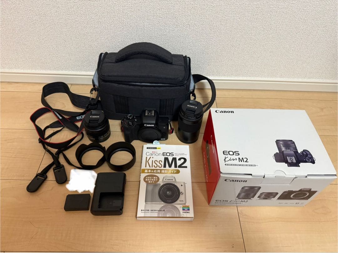 Canon EOS Kiss M2 本体と付属品 Canon EOS Kiss M2 発表会セット (エントリークラス)【SDカード付