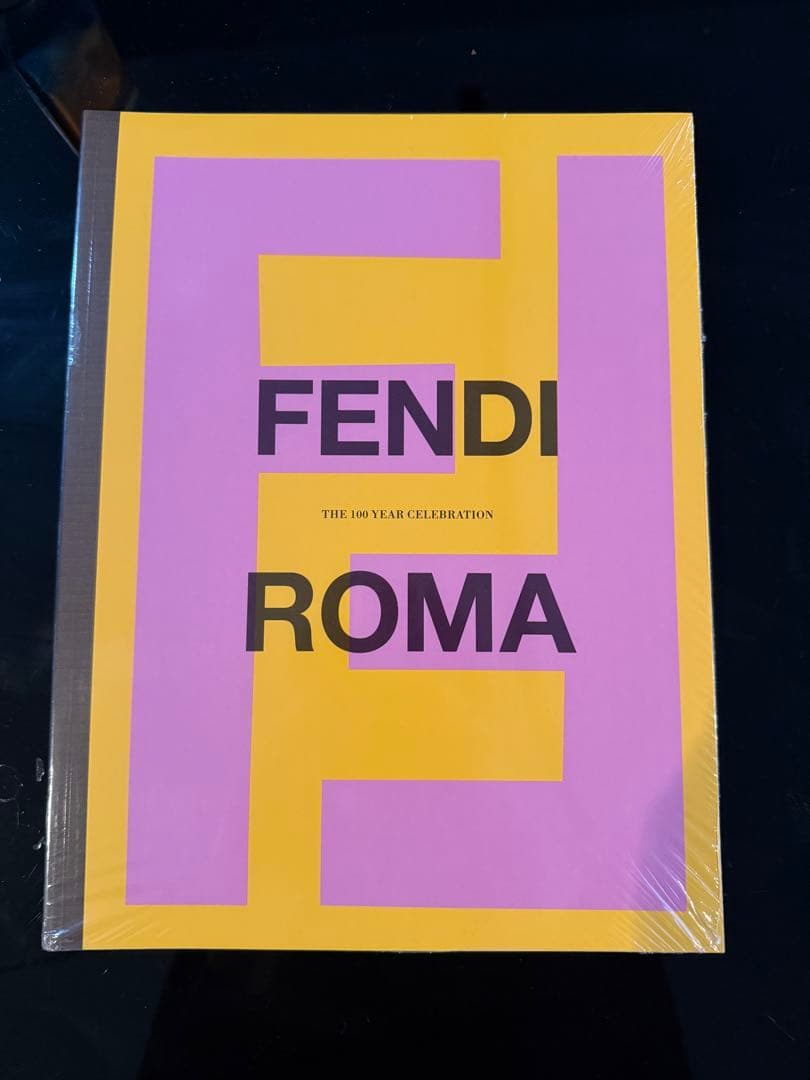 【非売品】Fendi Roma: The 100Year Celebration 非売品】Fendi Roma: The 100Year Celebration 非売品】Fendi Roma