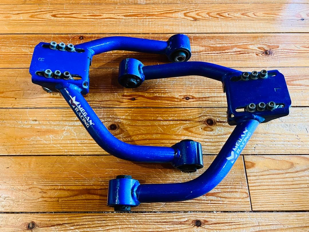 レクサス RC用 メーガン レーシング フロントアッパーアーム Yahoo!オークション - メーガンレーシング フロントアッパーアーム レ