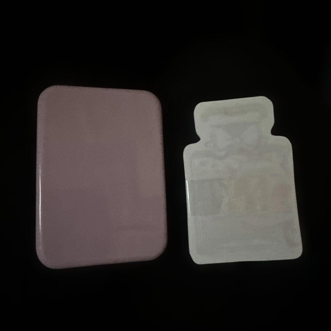 新品未使用 ディズニー マリー デザイン メタルケース 缶入りメモ