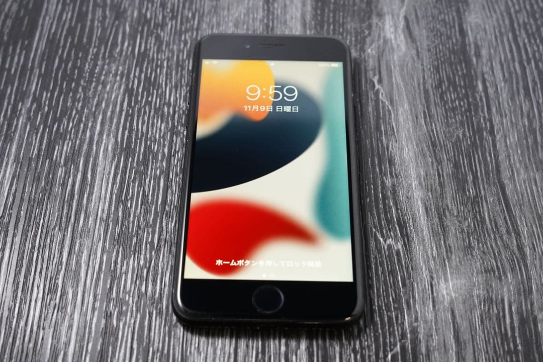 Apple iPhone 7 32GB 海外版SIMフリー 最大容量100% Apple [再生新品] 海外SIMシムフリー版 Apple iPhone7 32GBシルバー銀