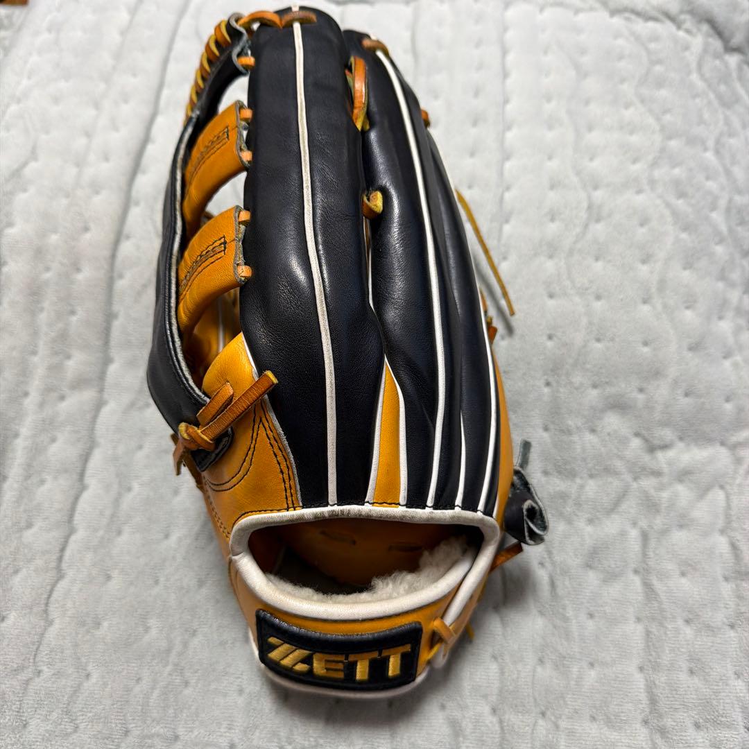 F*S様 プロ実使用グローブ プロ野球選手の実使用グローブ |