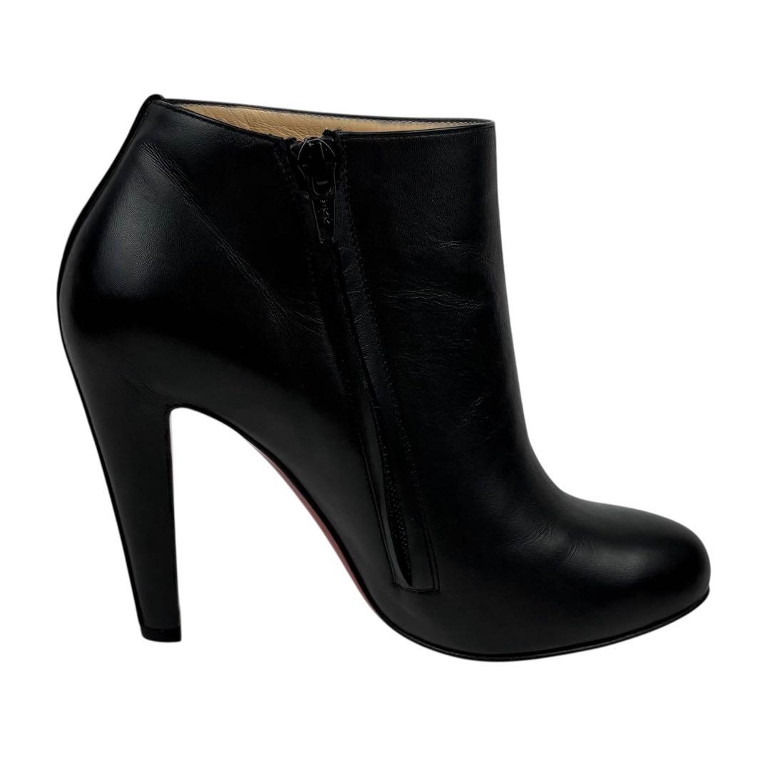 【ほぼ未使用】クリスチャンルブタン　36.5　23.5cm ショートブーツ　黒