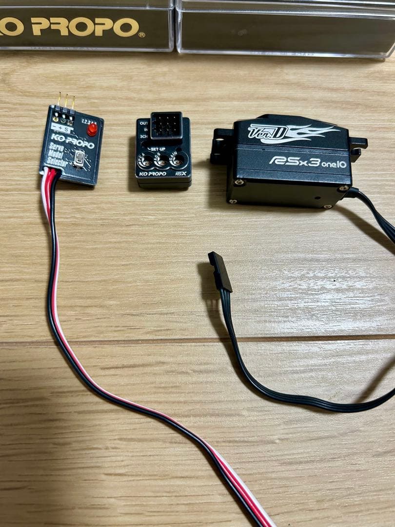 KO RS×3 one10 verDサーボ KGXジャイロ サーボセレクター - メルカリ