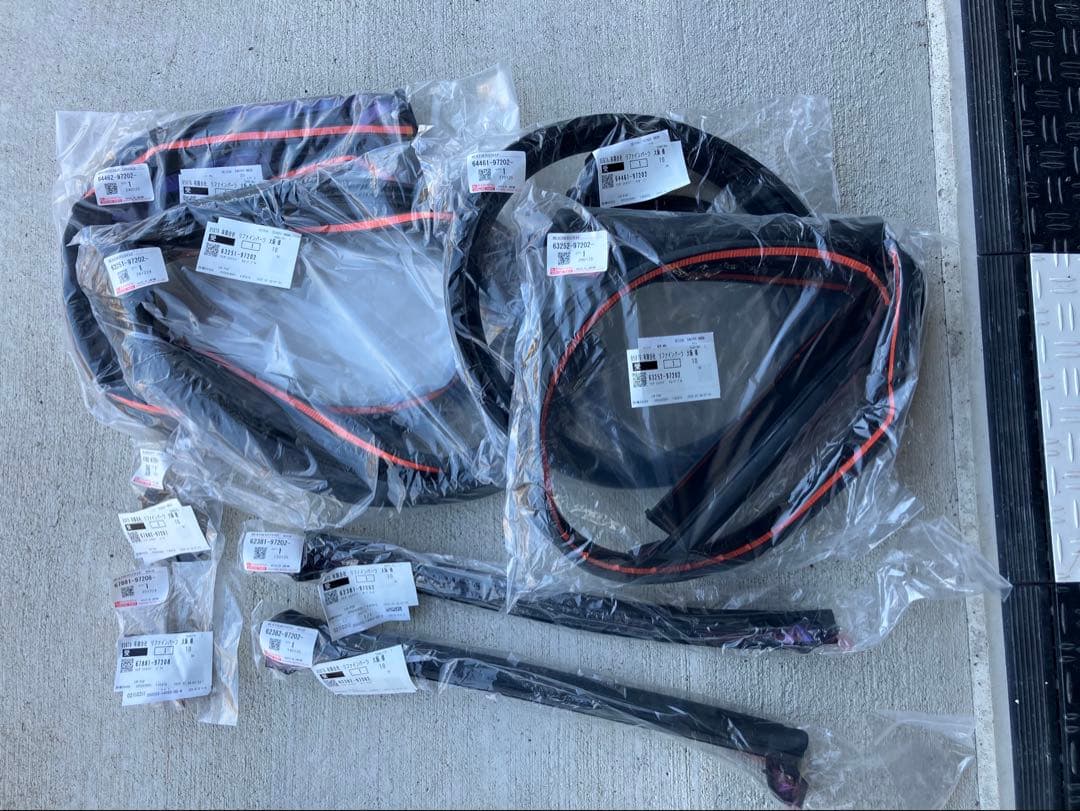 コペン L880K 新品　ウェザーストリップ　8点セット L880K コペン 純正 フロントウェザーストリップ ウィンドウウェザー