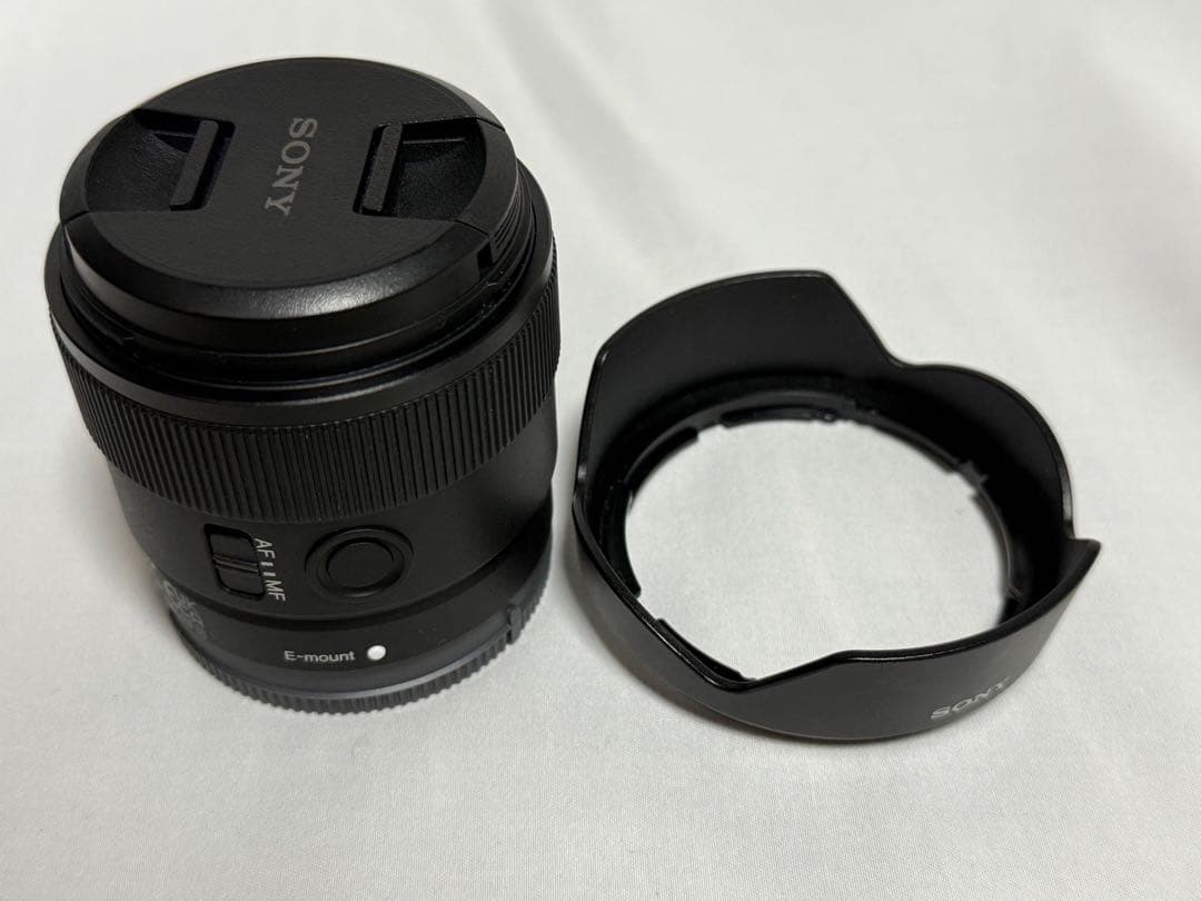 SONY Eマウント 11mm F1.8 単焦点レンズ　ソニー　SEL11F18 E 11mm F1.8 | デジタル一眼カメラα（アルファ） | ソニー