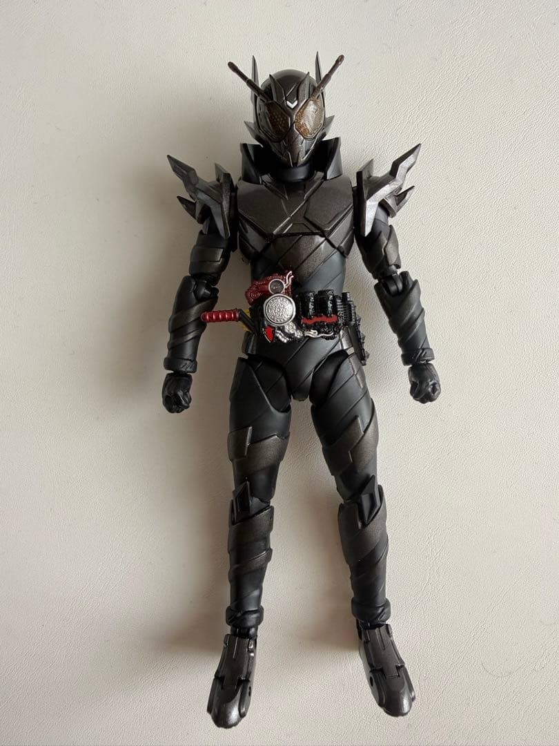 s.h.figuarts 仮面ライダーメタルビルド
