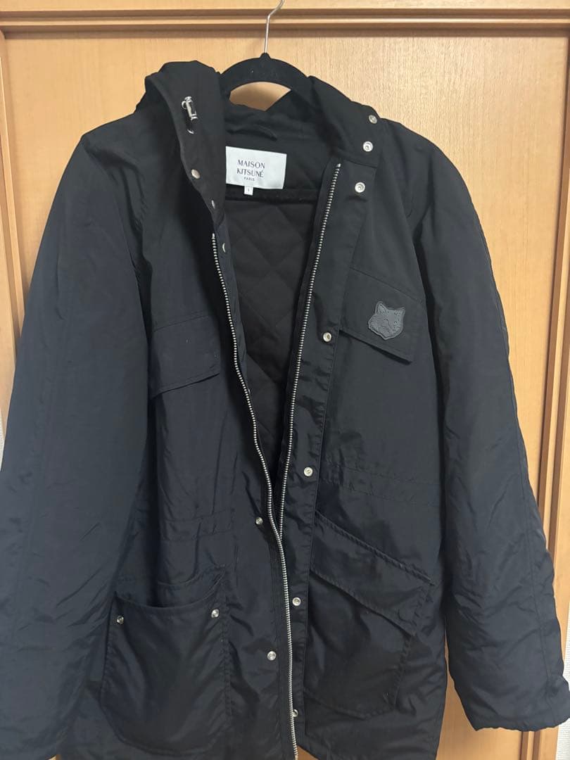 MAISON KITSUNÉ ブラック ダウンジャケット S Maison Kitsuné フーデッド ジャケット | ブラック | FARFETCH JP