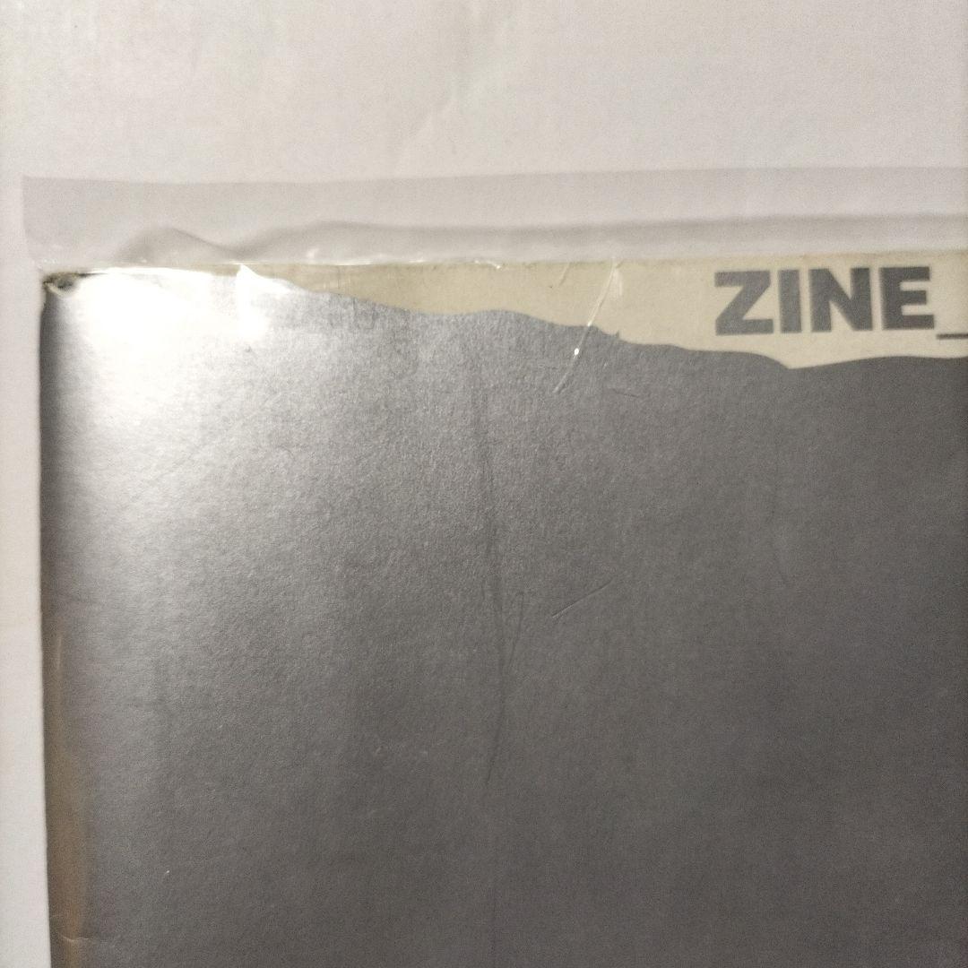 0334475540 ZINE 2 秦貴美枝 - メルカリ