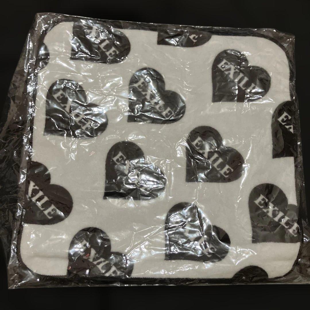 EXILE TAKAHIRO直筆サイン入りハンカチ