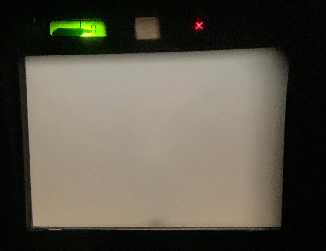 動作品】Nikon F4 ボディ シャッター・巻き上げOK 液晶難あり - メルカリ