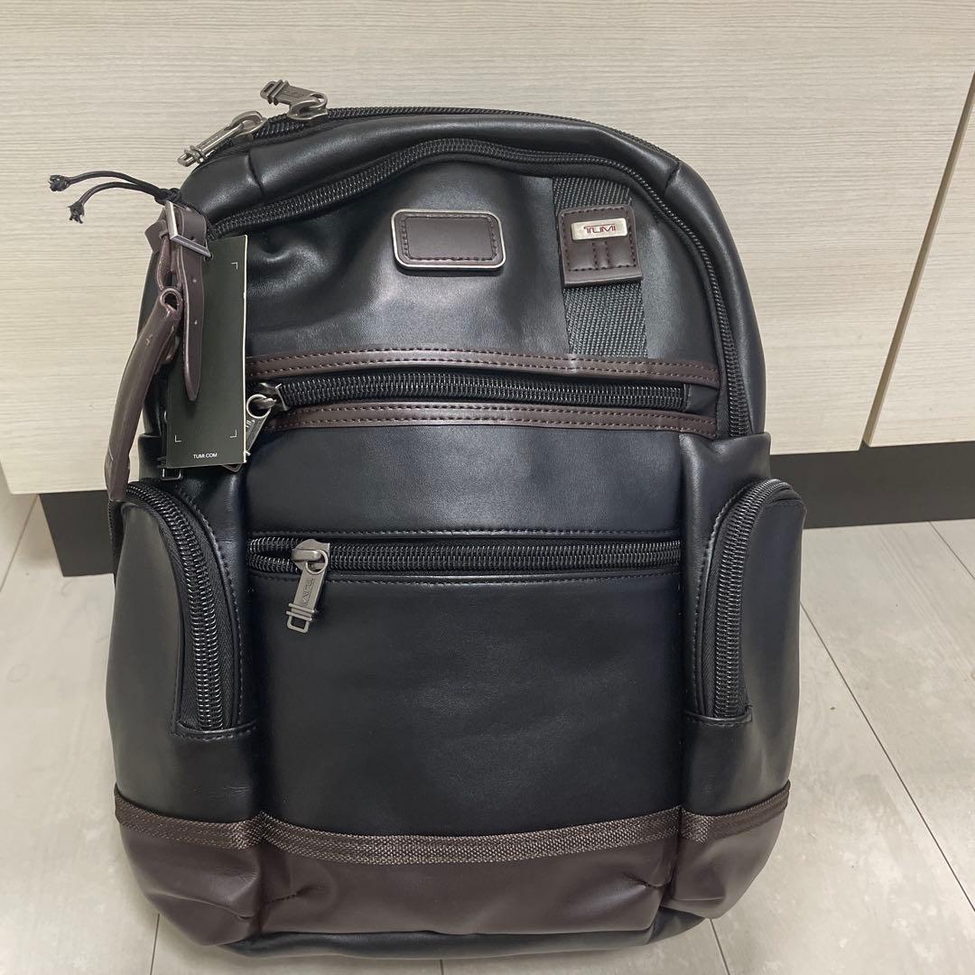 新品　TUMI VAVA ビジネスバッグ 黒/茶 レザー　BRAVO Alpha Bravo Academy Briefcase Black | TUMI Belgium