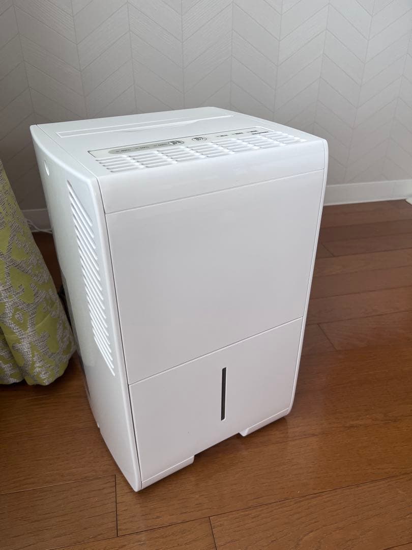 保証期間】RIAIRルームエアコンYHA-m22P-W 6-9畳 2024年