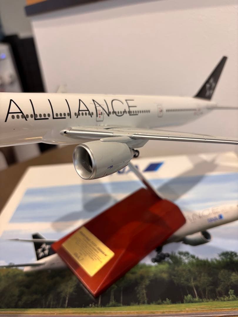 ANA B777-300ER(JA731A) 1:200 スターアライアンス - メルカリ