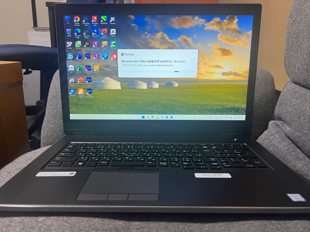 Dell Precision 7740 i5 17.3型 RadeonPro搭載 Amazon.com: Dell Precision 7740 17.3