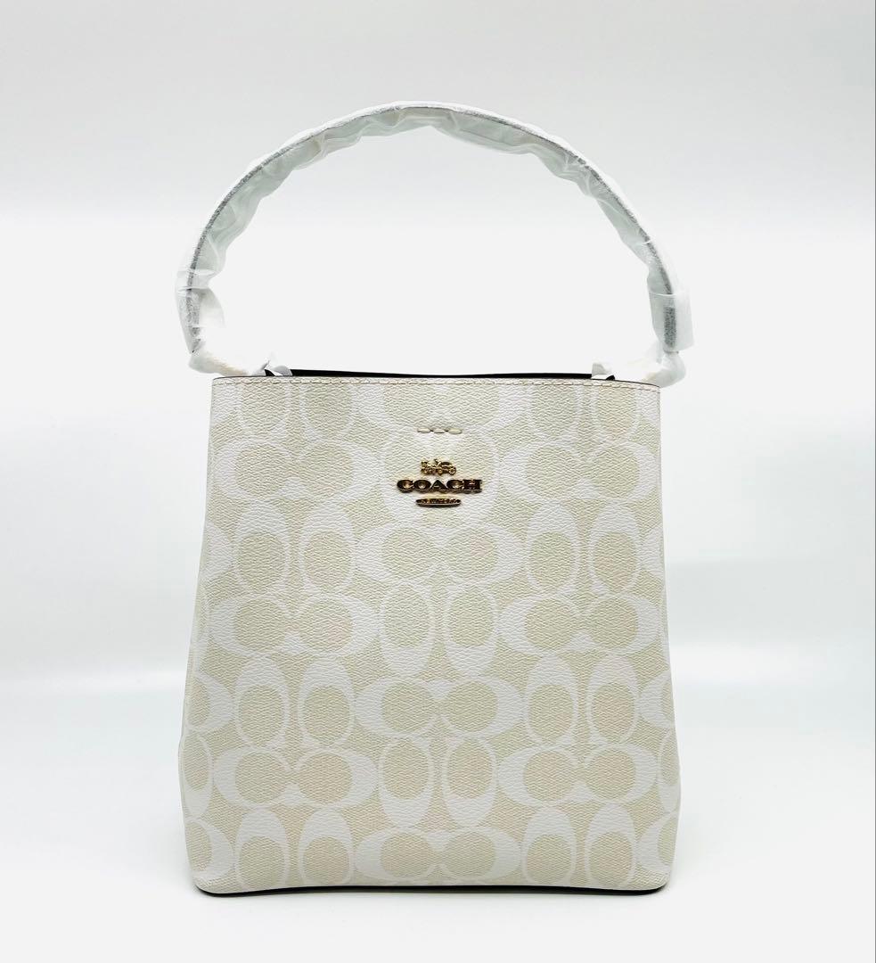 【新品・未使用】COACH スモール タウン バケット バッグ シグネチャー 中古・古着通販】COACH (コーチ) スモール タウン バケット バッグ
