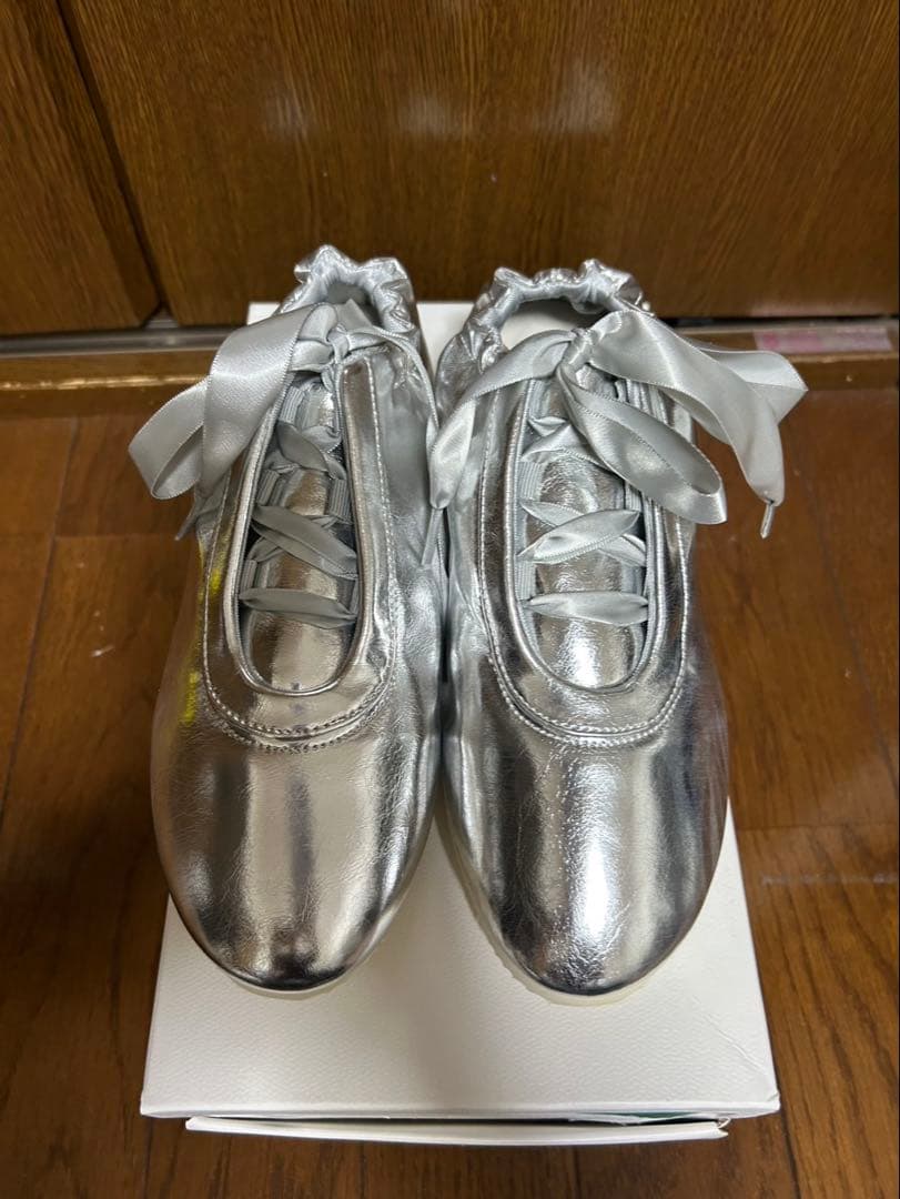 【メル46058】EVOL 【軽量・柔らかい EVOL/イーボル】【軽量・柔らかい】レースアップスニーカー IY5717