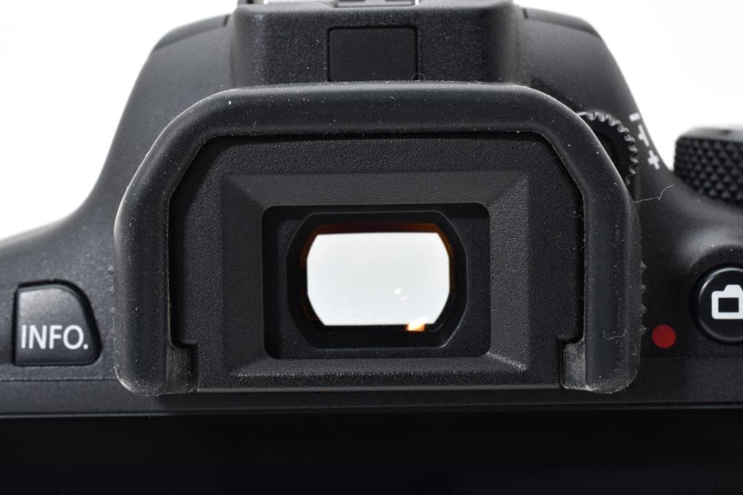 ■ 美品 ■ キヤノン　Canon EOS Kiss X7 《S数1028回》