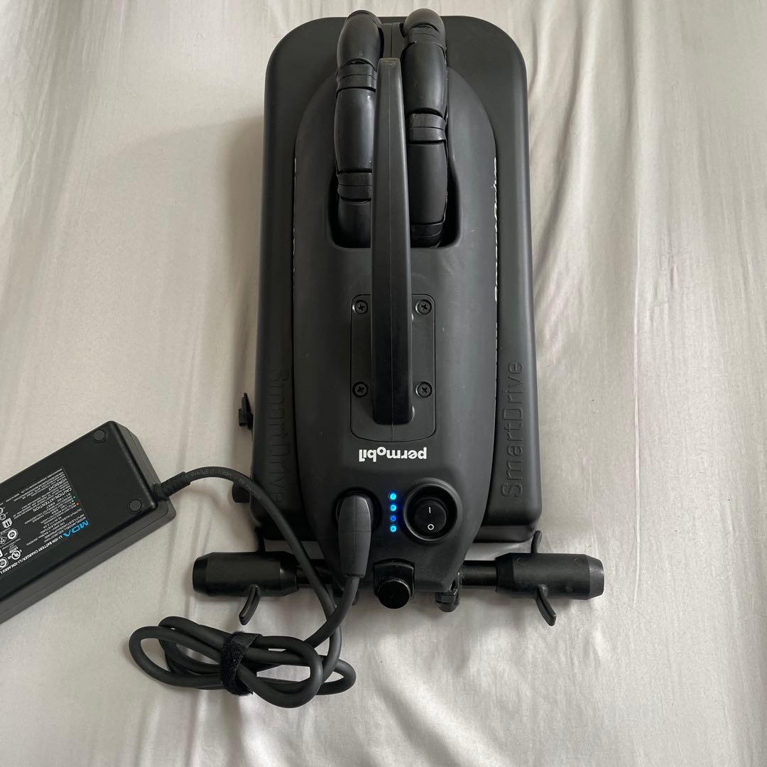 スマートドライブ（ペルモービル）車椅子アシスト バッテリー交換必要