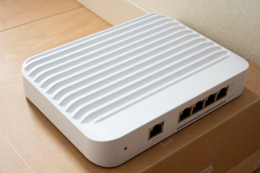 ルーター・ネットワーク機器 UniFi Flex 10 GbE (USW-Flex-XG) Switch Flex XG - Ubiquiti Store United States