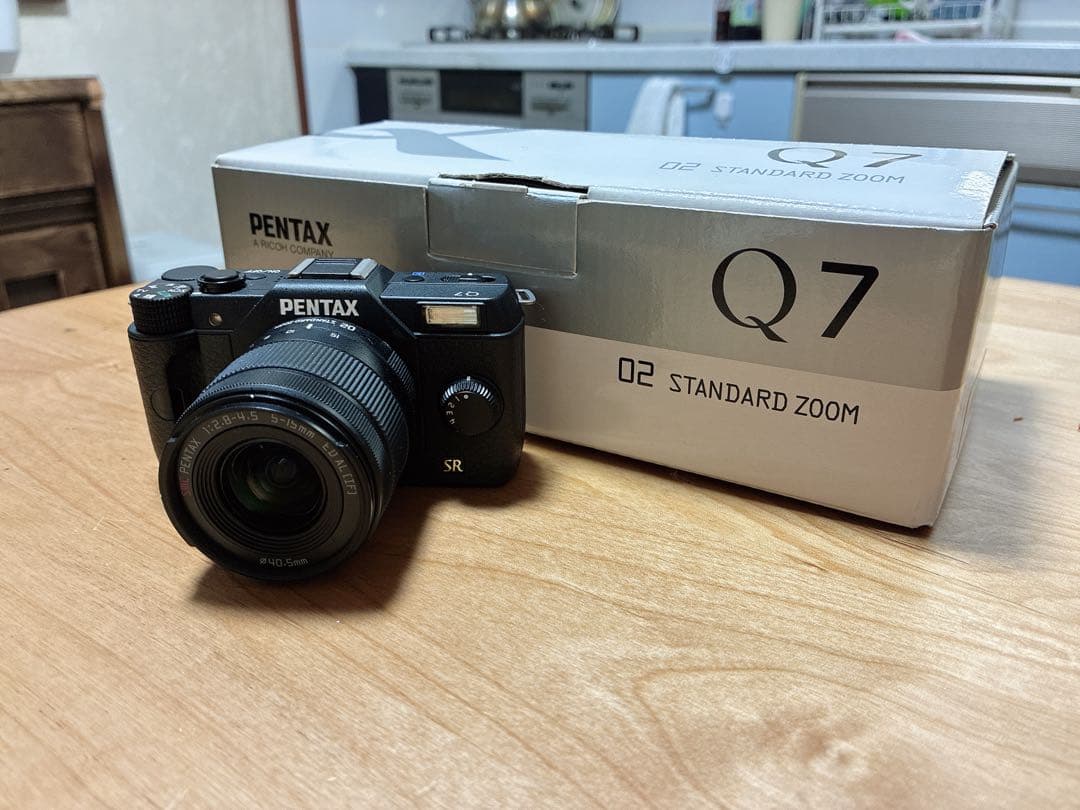 PENTAX Q7 デジタルカメラ Q2レンズ付き PENTAX Q7 デジタルカメラ Q2レンズ付き Amazon.com : Pentax Q7 12.4