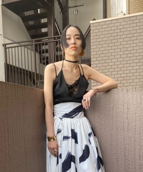 HIROSAI サテン レース キャミソール ブラック/cityshop アシンメトリーサテンレースキャミソール – nairo