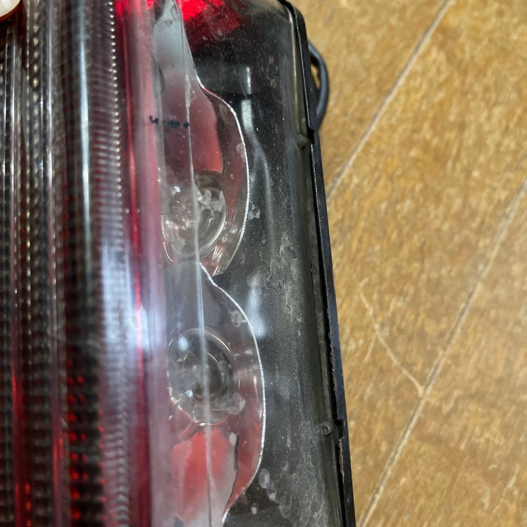 テールランプ カワサキ GPZ1100F 純正 サイドリフレクターあり