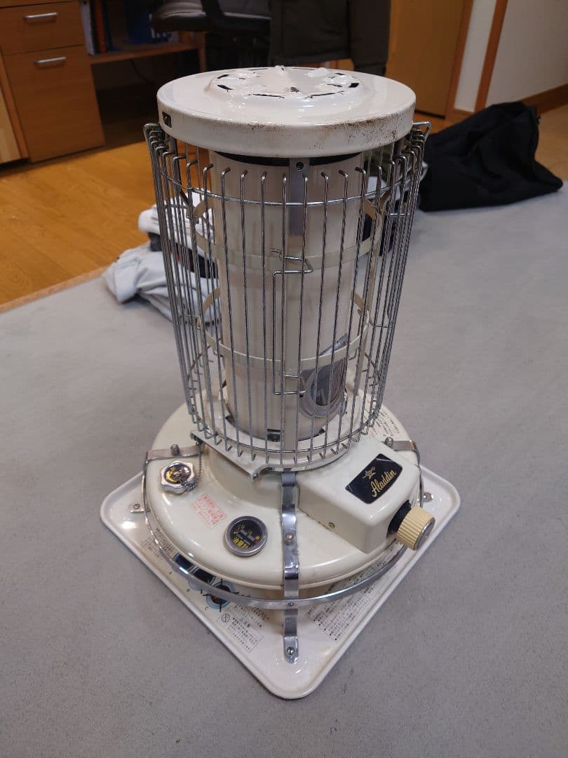 A ブルーフレームヒーター シリーズ39／BF3902 ／2004年製 アラジン / Aladdin ブルーフレームヒーター 石油ストーブ シリーズ39