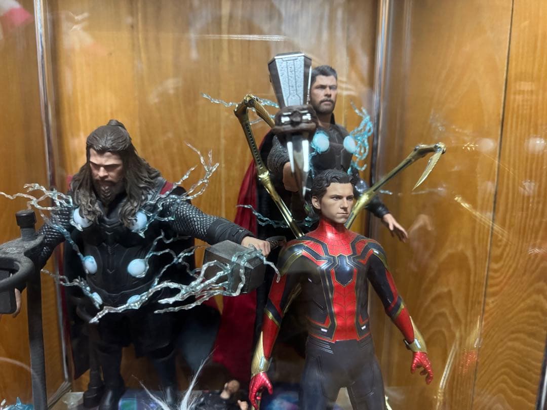 ホットトイズ　ソー2体　アイアンスパイダー ホットトイズ MMS761 『アベンジャーズ／エンドゲーム』アイアン