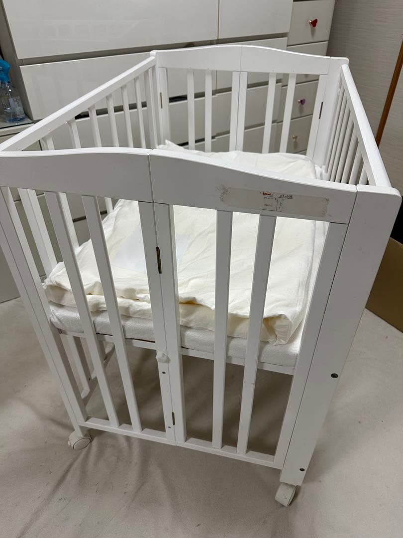 KATOJI ミニサイズ 折りたたみベビーベッド カトージ ミニベビーベッド 折りたたみ F（ホワイト）［PSC・SG合格品