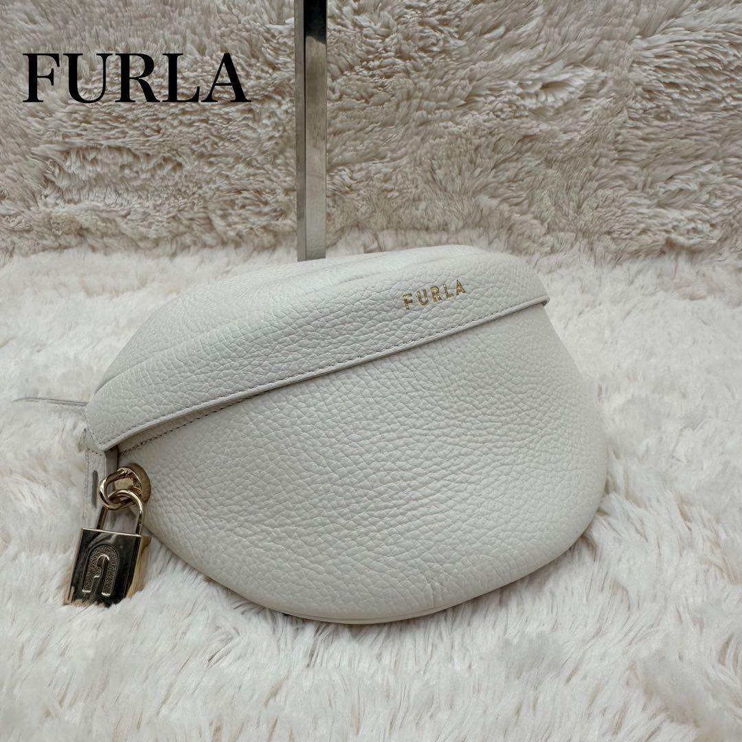 ✨極美品✨フルラ　ウエストポーチ　ボディーバッグ　オールレザー　白　男女兼用 Port（ポート） ウエストポーチ 「 Labrador Retriever / ラブラドール