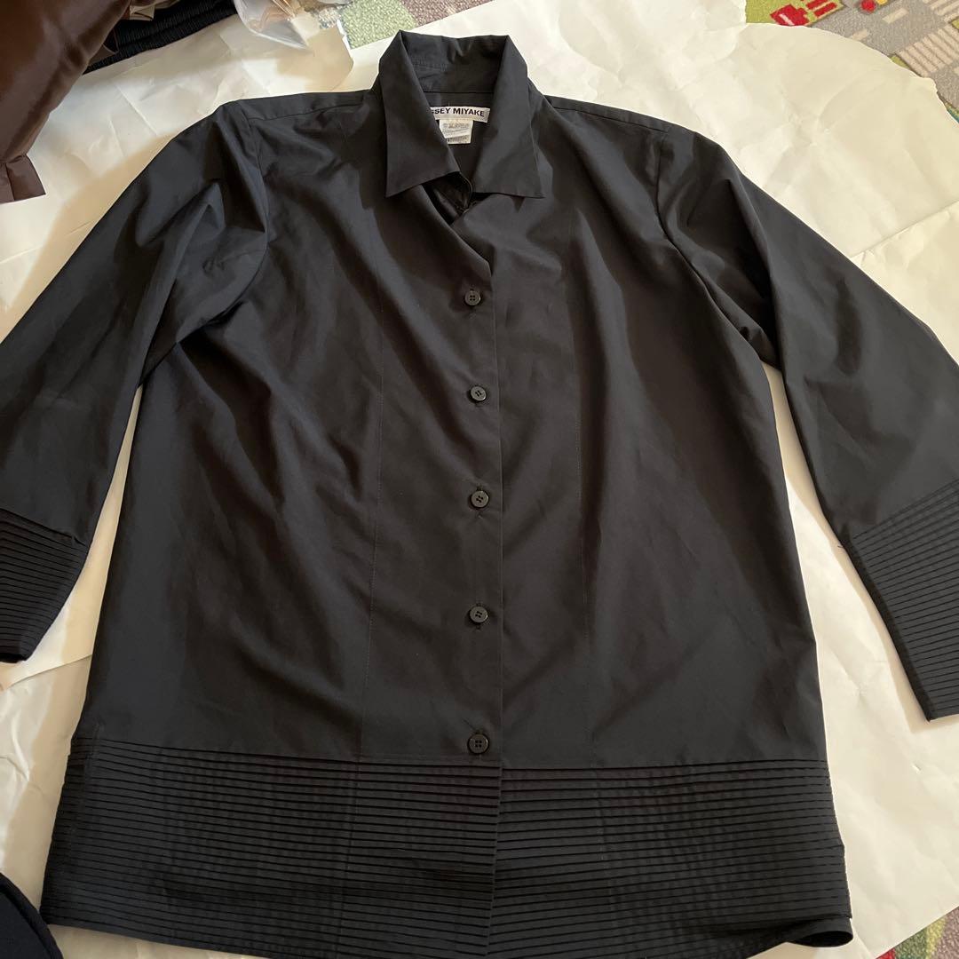 ISSEY MIYAKE ブラック 長袖シャツ イッセイミヤケ メンズ issey miyake MEN 長袖 プリーツ シャツ 黒