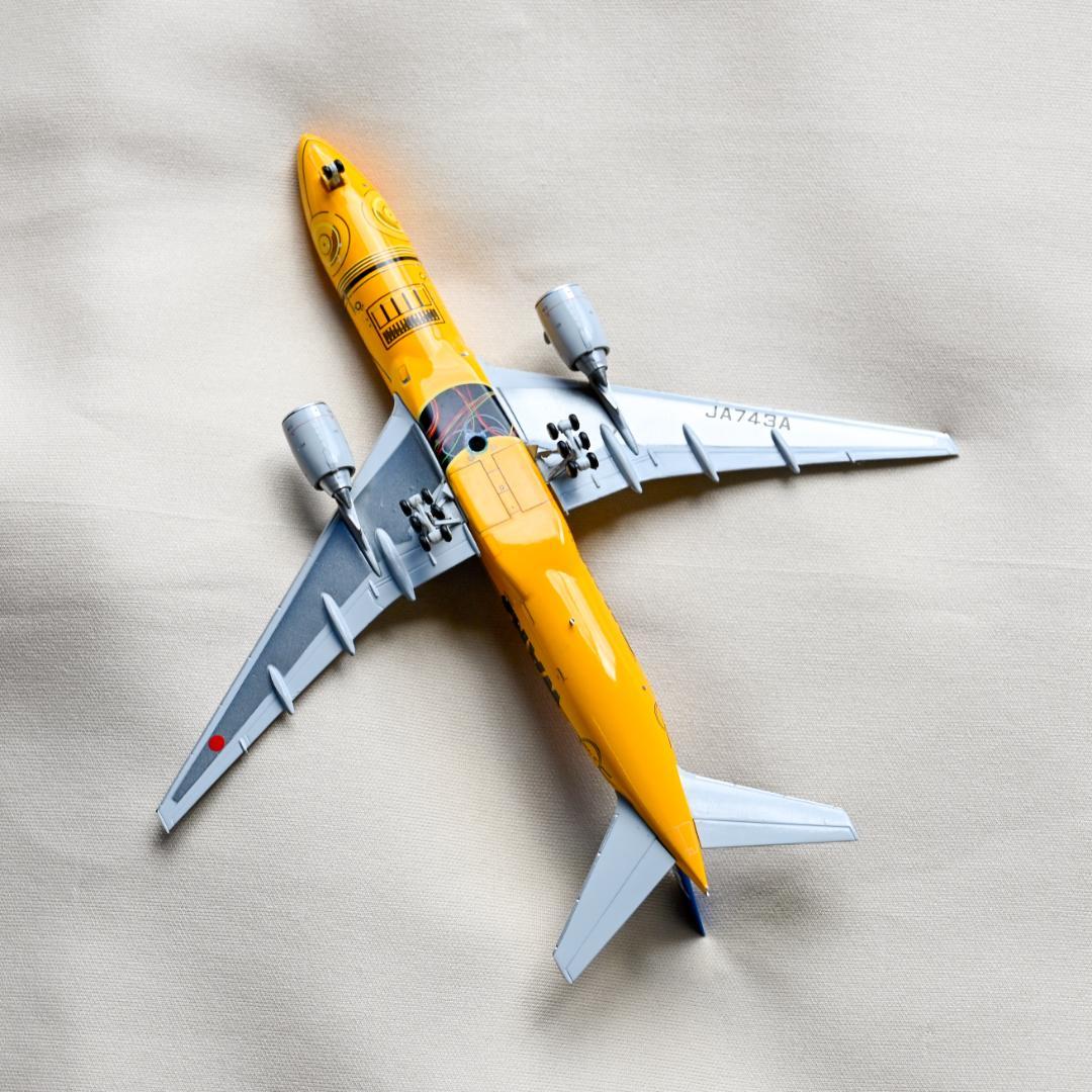 ANA B777-200ER C-3PO 特別塗装 1/400 - メルカリ
