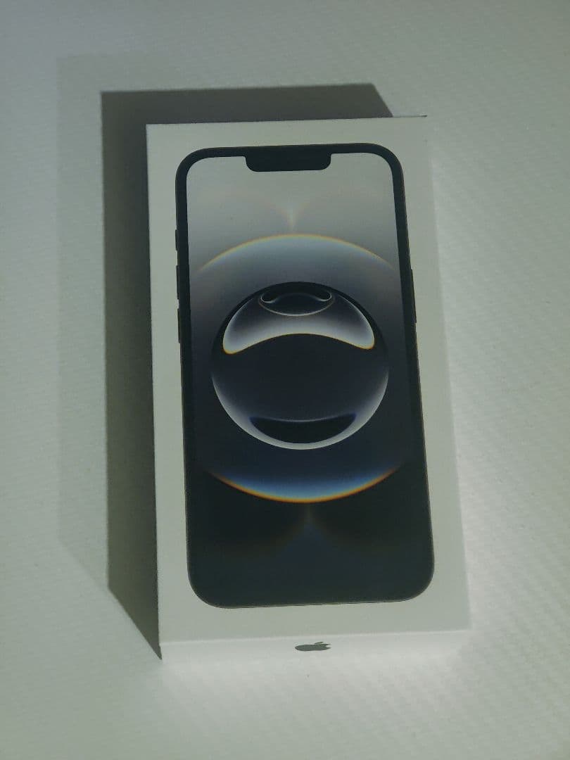 Apple iPhone 16e 128GB ブラック 黒 新品未使用 iPhone 16e 128GB ブラックを購入 - Apple（日本）