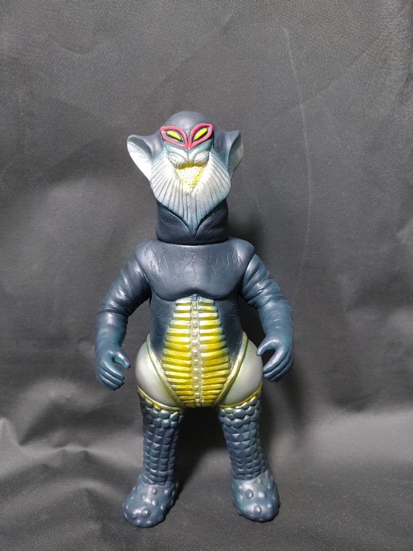 ベアモデル メフィラス星人二代目 ソフビ TV版 原作カラー風塗装