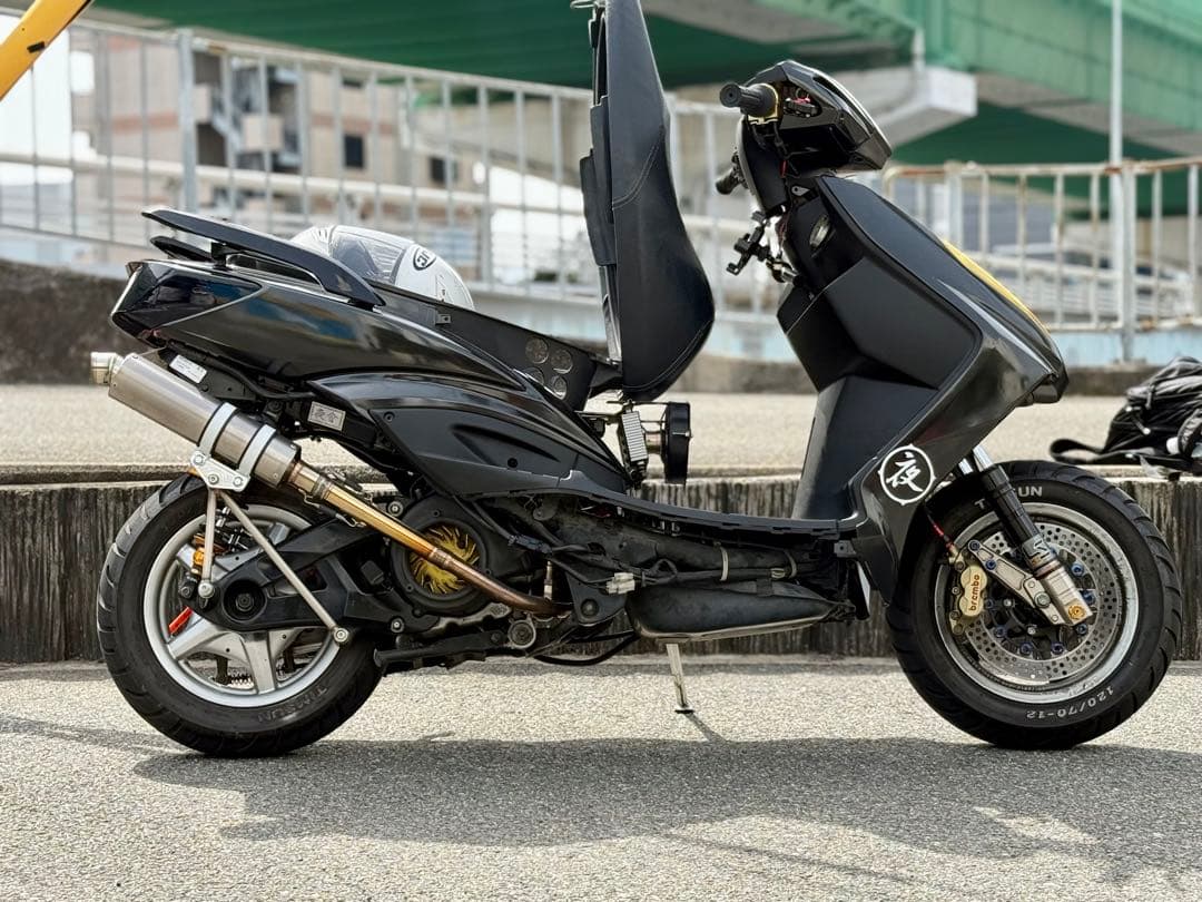 シグナスX ワンオフ ガレージバルマフラー - メルカリ