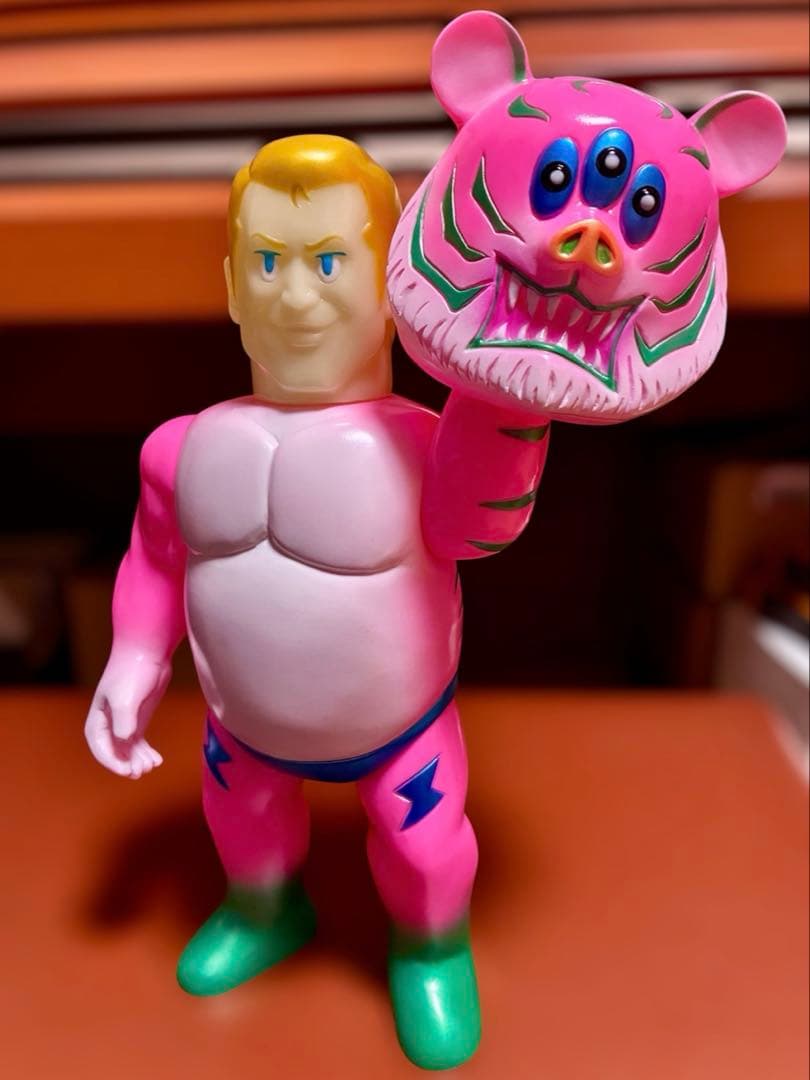 ブタイガー アートジャンキー 蓄光 GID 面取れ - メルカリ