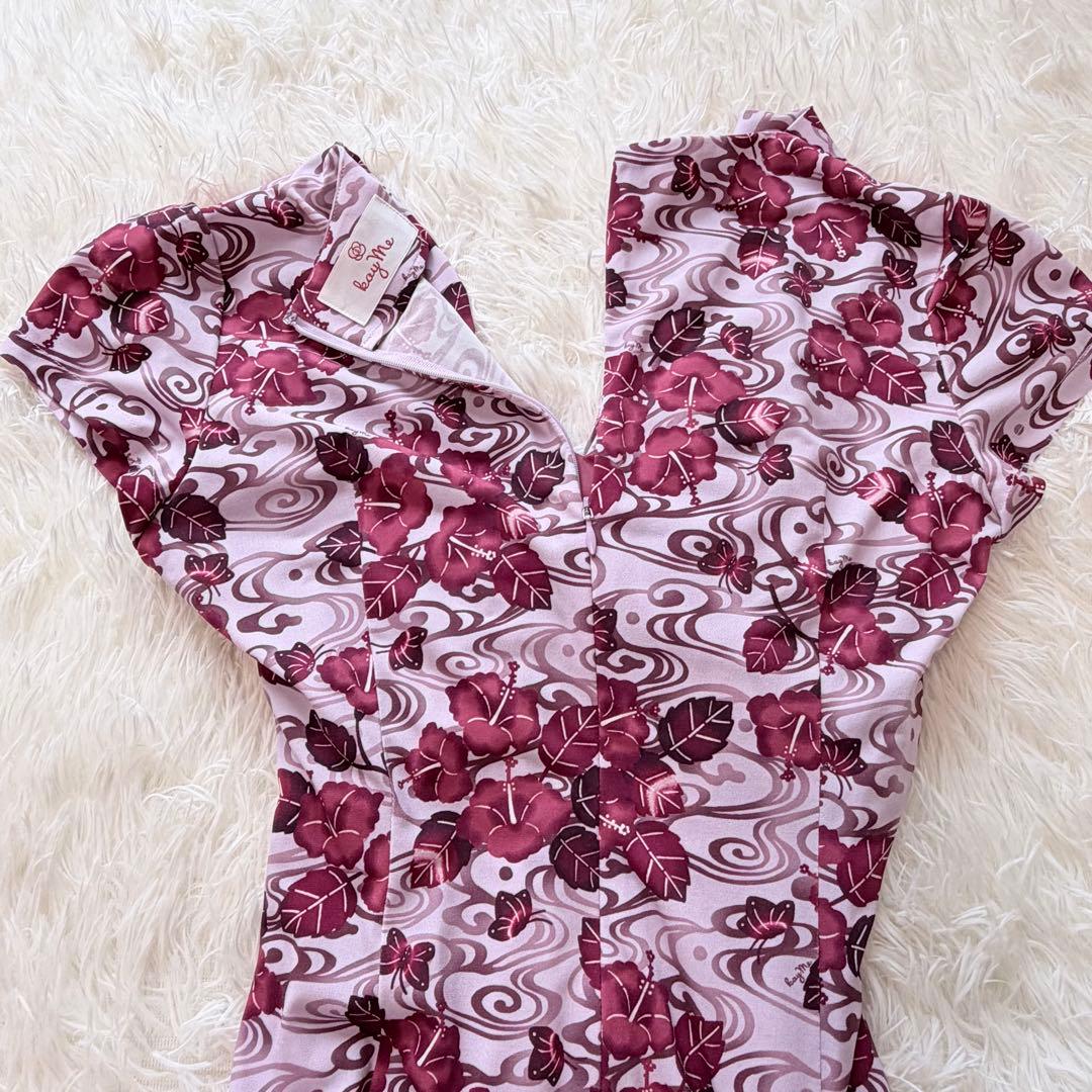 美品 9号 kayme ケイミー 紅ハイビスカス ツイストワンピ 花柄 ピンク