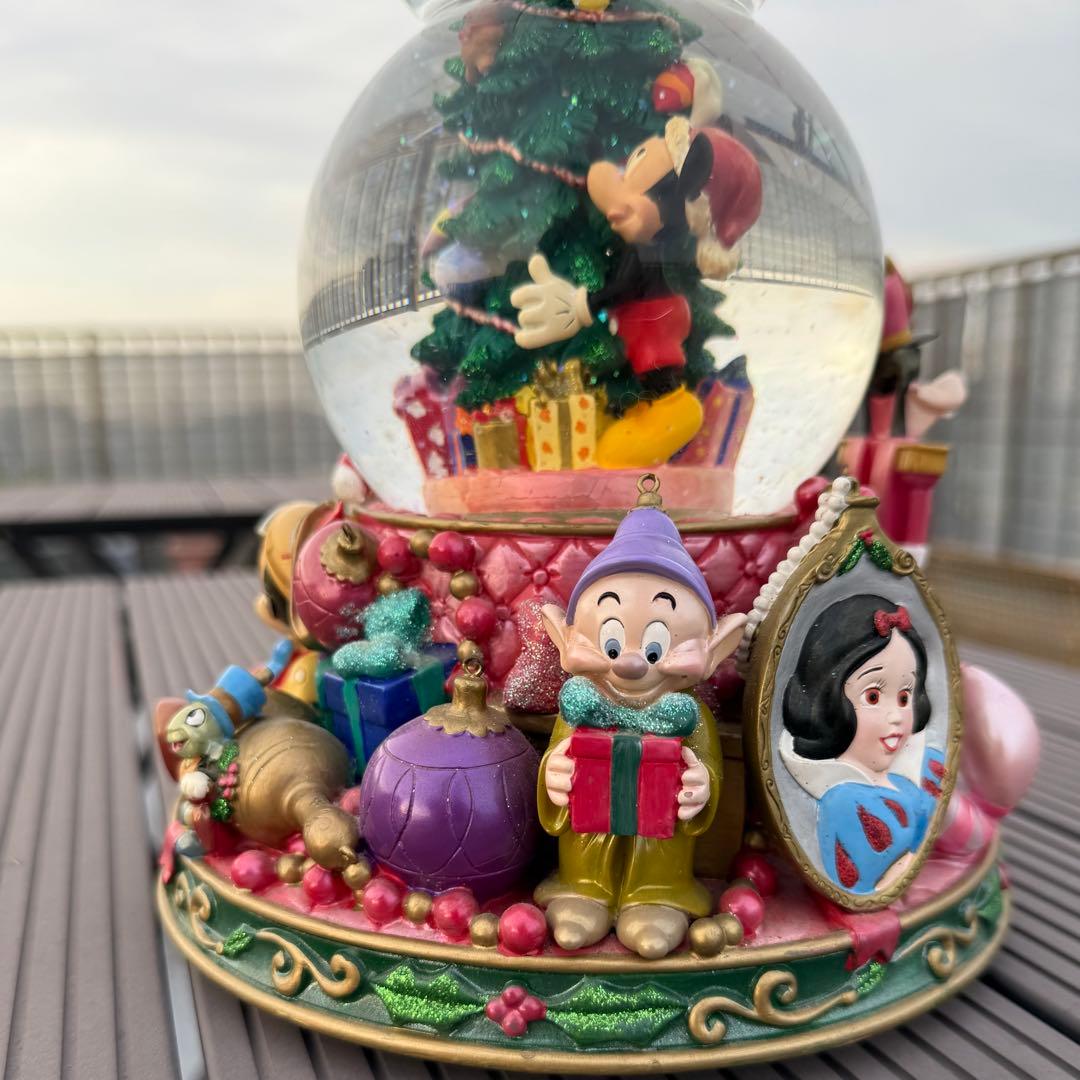 ディズニーミッキーピノキオ白雪姫ダンボアリス スノー グローブ