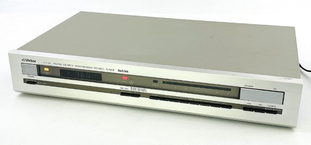 完動品】VICTOR T-F33 FM/AMシンセサイザー チューナー - メルカリ