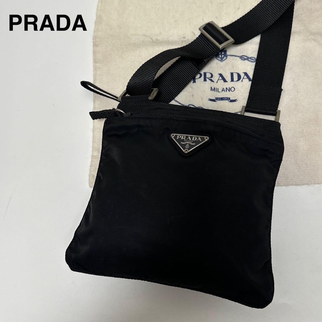 t04【極美品】プラダ　三角ロゴ　ナイロンブラック　ショルダーバッグサコッシュ. PRADA（プラダ） 極 美品 三角ロゴ プレート 金具 テスート ナイロン