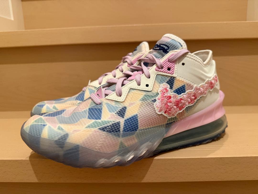 アトモス × ナイキ レブロン18 ロー \"チェリーブロッサム\" 27cm Nike LeBron 18 Low atmos Cherry Blossom - CV7562-101